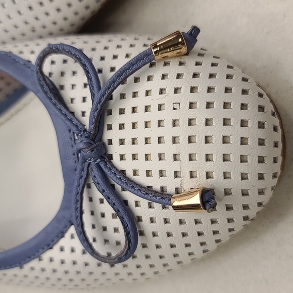 PERFORATED Leather heels , round toe , Elche EUR 37 - Picture 4 of 8